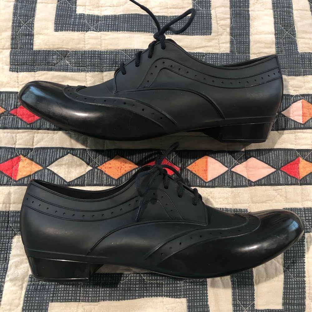 Melissa Black Oxfords. Size 8